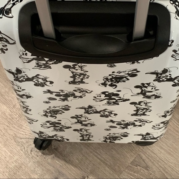 Disney Minnie Mouse Collection Suitcase, Luggage, Travel Bag - 21” - Picture 3 of 6